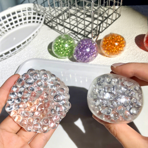 Pelota Sonora Artesanal Crujiente con Cuentas Coloridas, Juguete Sensorial para Ejercitar la Mano, Alivio de la Ansiedad, Regalos y Recuerdos para Fiestas - Product Image 1