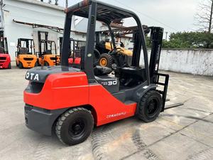 מלגזה דיזל משומשת מיפן 8FD30 3 טון קומטסו TCM מיצובישי למכירה - Product Image 2