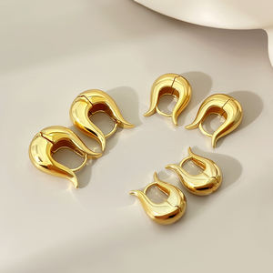 Pendientes de Aro Gruesos en Forma de U, Impermeables, de Latón, para Mujer, Regalo de Boda, Chapados en Oro de 18K - Product Image 2