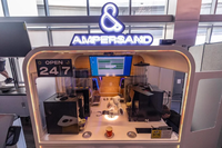Lengan Robot Kolaboratif Mini 2kg Beban Angkut 580mm Jangkauan 6 Axis Cobot Ringan JAKA Mini2 untuk Pembuatan Kopi di Laboratorium