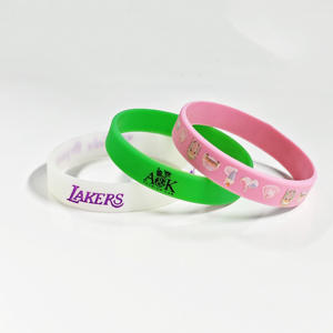 Pulsera de silicona de color personalizada CCH para actividades deportivas al aire libre - Product Image 5