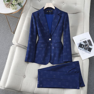 ชุดสูทสองชิ้นสีเขียวสำหรับผู้หญิง ผลิตจากวัสดุพิมพ์คุณภาพสูง ลายเสื้อเบลเซอร์กระดุมเดี่ยวและกางเกงขายาว จากประเทศจีน - Product Image 1