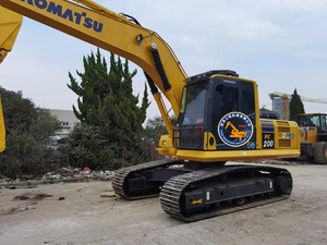 Excavadora Hidráulica de Orugas Mediana Komatsu PC200 de 20 Toneladas Original de Japón, Maquinaria de Construcción con Motor Principal en Existencia - Product Image 2