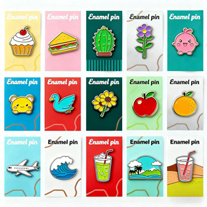Badge métallique personnalisé avec logo, émail dur ou souple, épingles de revers ou de chapeau personnalisées OEM pour clubs de chapeaux - Product Image 1