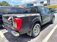Nissan Navara Luxury Edition 2017 Transmisi Otomatis 5-Kursi Setir Kiri R16 Jok Kain Belakang Mobil Pikap Bekas Laris Manis Harga Terjangkau
