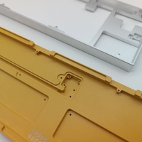 Matériel personnalisé Processus métallique Usinage CNC Boîtier de clavier Anodisé 60% Plaque de clavier en aluminium mécanique