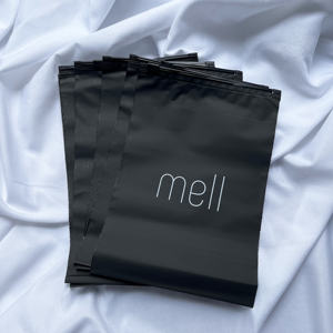 Sacs en plastique noir à prix de gros chinois, sacs refermables personnalisés avec logo, sacs de rangement réutilisables pour l'emballage des vêtements - Product Image 2