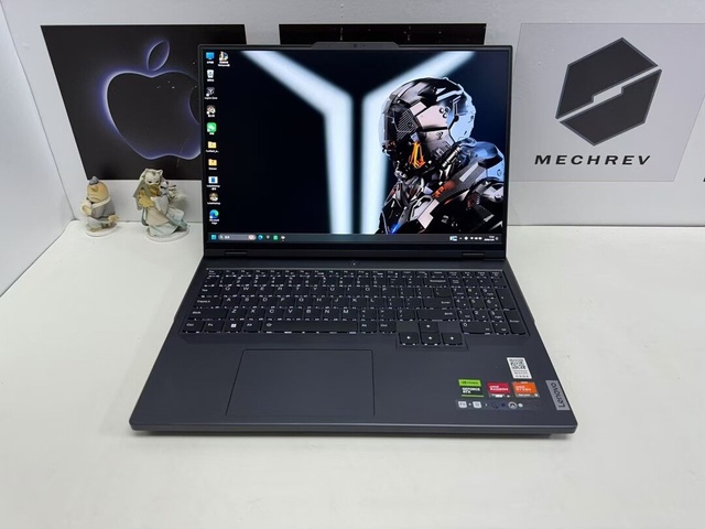 Used 16-Core R9-7945HX 16GB RAM 16" 21:9 2.5K 240Hz GDDR5 RTX4060 SSD Windows 10 Video & Gaming Laptop