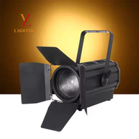Projecteur LED COB 200W avec zoom électronique 15-55, 3200K 5600K, pleine couleur, DMX512, activé par le son, lumière de scène à intensité variable