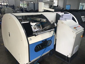 Machine à coudre automatique à grande vitesse pour l'agrafage et l'encordage de livres - Product Image 2
