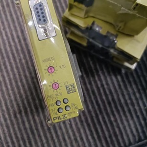 Pilz Safety <b>Relay</b> 541059 10 A 250 V Ac Electromechanical Normally Open <b>Relay</b> - Product Image 4