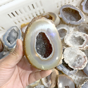 Toptan toplu yüksek kaliteli şifa doğal akik Geodes kristal taş Geodes ev dekorasyon için - Product Image 5