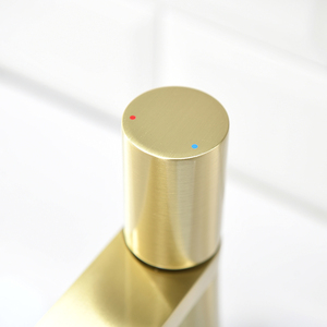 Grifo de Baño Monomando Moderno <span class=keywords><strong>Ares</strong></span> Idealex, Agua Fría/Caliente, Montaje en Cubierta, Garantía de 5 Años, Válvula de Cerámica, Acabado Dorado - Product Image 2