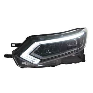 Phare avant Qashqai 19-23, 12V 45W, version haut de gamme modifiée, avec feux de jour LED et clignotants, lentille OE 260106MR0A 1 - Product Image 1