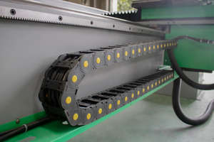 Tour à bois CNC de haute précision pour la fabrication de bâtons de baseball et de pieds de meubles sur mesure - Product Image 4