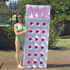 Materassino Gonfiabile Durevole in PVC con 18 Tasche, Galleggiante per Piscina, Materasso ad Aria per Nuoto, Sdraio Galleggiante con Cuscino, Stile Francese - Product Image 2