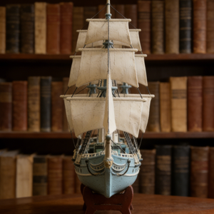 Modèle <span class=keywords><strong>de</strong></span> bateau à voile à trois mâts vintage en résine avec support pour décoration nautique et objets <span class=keywords><strong>de</strong></span> collection maritimes - Product Image 5