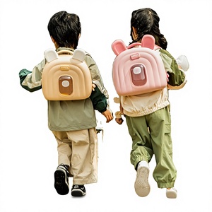 Mochila Escolar Impermeable con Diseño 3D Geométrico de Conejo Eva, Personalizada, Única y Linda, para Niños Menores de 21L - Product Image 3