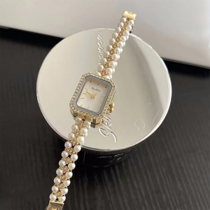 Léger <span class=keywords><strong>luxe</strong></span> tempérament Bracelet montres bas prix bijoux femme niche mode tendance français perle Bracelet <span class=keywords><strong>montre</strong></span> à quartz - Product Image 6