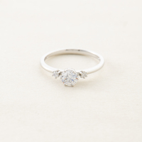 Bague en or 18 carats plaqué or avec diamant solitaire - Élégante bague de promesse de mariage pour femmes - Bijoux haut de gamme