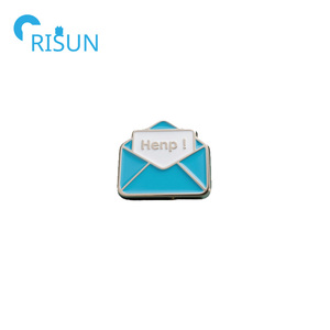 Pin esmaltado de pareja de sobres Hey al por mayor, sobre con logotipo personalizado, Pin de solapa de esmalte duro suave Vintage, broche de insignia de escritura de sobres - Product Image 3