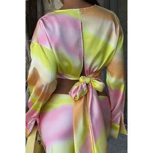 Conjunto de Dos Piezas para Mujer Riello Rosa, Talla XL, Corte Holgado, Ropa Deportiva, Blazer y Top Corto con Decoración de Logotipo para Verano - Product Image 1