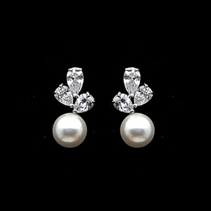 Boucles d'oreilles pendantes en forme de feuille d'érable pour femmes, design nature, mode, accessoires pour les oreilles à porter tous les jours - Product Image 4