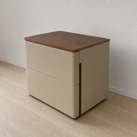 Table de chevet moderne écologique faite à la main à 2 tiroirs, plateau en cuir de selle et bois foncé, rembourrage Pebble, fermeture douce, pour salle à manger