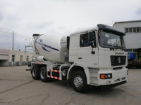 Camion populaire de mélangeur concret de SHACMAN 6*4 8/10m3 sur le marché algérien