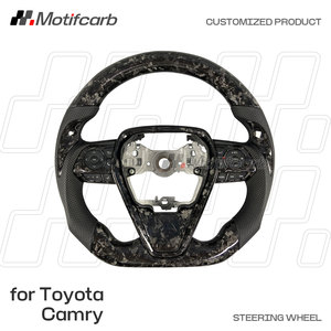 Volant en fibre de carbone forgé sur mesure pour l'amélioration de l'intérieur des Toyota Camry 8ème génération LE XLE SE XSE TRD Avalon 2018-2023 - Product Image 2