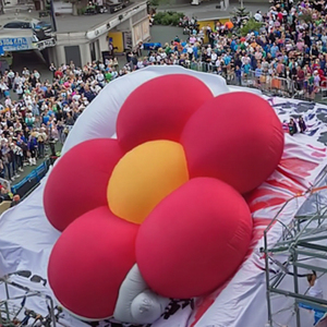 Grand <span class=keywords><strong>ballon</strong></span> <span class=keywords><strong>gonflable</strong></span> <span class=keywords><strong>avec</strong></span> fleurs déco fleurs artificielles décor d'événement de festival en plein air - Product Image 1