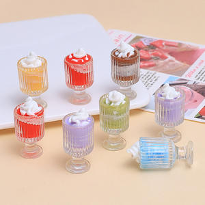 Adornos en miniatura comida <span class=keywords><strong>Mini</strong></span> resina bebida batido taza simulación helado modelo juguetes bebida jugar casa de muñecas Accesorios - Product Image 1