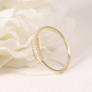 Fournisseur de confiance respectueux Bijoux en diamants de laboratoire en gros Bagues empilables en diamant baguette en <span class=keywords><strong>or</strong></span> 14 carats Bague en <span class=keywords><strong>or</strong></span> <span class=keywords><strong>750</strong></span> au personnalisé - Product Image 2