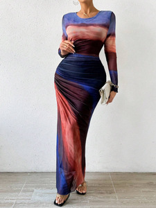 Vestido Largo de Malla Tie Dye Sostenible en Varios Colores para Mujer, Elegante, Cuello Redondo, Manga Larga, Ajustado, para Fiesta, con Decoración Drapeada, Lavable - Product Image 3