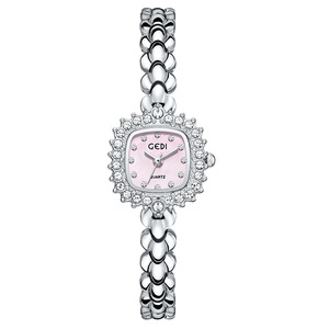 Reloj de Pulsera de Lujo para Mujer, Cuadrado, Plateado, con Bisel de Cristal, Esfera de Nácar, Brazalete de Eslabones de Burbuja, Cuarzo - Product Image 6