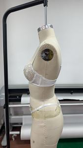 <span class=keywords><strong>Reggiseno</strong></span> <span class=keywords><strong>trasparente</strong></span> Ultra sottile con ferretto a mezza coppa <span class=keywords><strong>reggiseno</strong></span> con ferretto Extra piccante <span class=keywords><strong>bianco</strong></span> piccolo profumo Sexy Lingerie Ultra sottile - Product Image 2