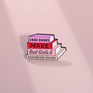 Broche "Good Books Make Bad Girls Dangerous"-Pin esmaltado, broches de libro de poder de conocimiento personalizado, joyería de insignia de cuello/solapa/bolsa - Product Image 4