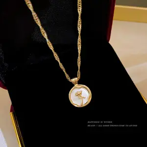 Hot Selling Gold Plated Round Rose Flower Necklace Trendy Classic Shell Rose Flower Coin Pendant Necklace Jewellery