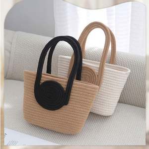 I-0596 Nouveauté Sac à main tissé color block pour femme, sac de plage en corde de coton - Product Image 1