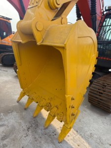 รถขุดตีนตะขาบ Komatsu PC360-7 มือสองใช้งานน้อย น้ำหนัก 36 ตัน เหมาะสำหรับงานในท่าเรือและงานขุดบนภูเขา - Product Image 5