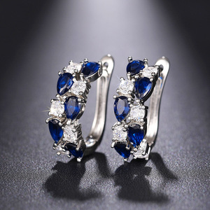 Orecchini a Goccia con Clip per Donne, Stile Elegante, Accessori per Orecchie da Indossare Quotidianamente - Product Image 1