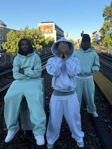 Tùy Chỉnh Chất Lượng Cao Cotton Heavyweight Phun In Ấn Nổi Sang Trọng Quá Khổ Thả Vai Boxy Áo Thun Hoodies Cho Nam Giới - Product Image 3