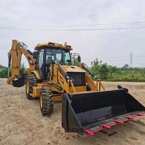 Chargeuse-pelleteuse Cat 420F-1 avec godet avant et bras de terrassement arrière, équipement de construction jaune - Product Image 4