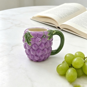 Tazza da Caffè in Ceramica a Forma di Uva 3D, Tazza Originale e Carina per Casa e Ufficio - Product Image 1