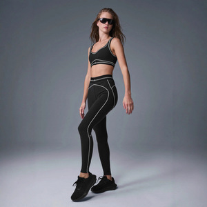 ชุดโยคะฟิตเนสสปอร์ตแวร์เอวสูงสีนู้ดเข้ารูป ชุดโยคะสีตัดกันแบบเปิดหลัง - Product Image 2