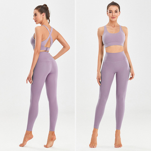 Commercio all'ingrosso personalizzato Logo regolabile senza soluzione di continuità palestra Set di <span class=keywords><strong>abbigliamento</strong></span> <span class=keywords><strong>sportivo</strong></span> alla moda per le donne - Product Image 5