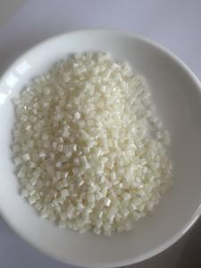 Granulés de plastique EVA de haute qualité 18% 28% pour le moulage de pantoufles et de chaussures <span class=keywords><strong>Crocs</strong></span>, matériau en mousse EVA durable - Product Image 6