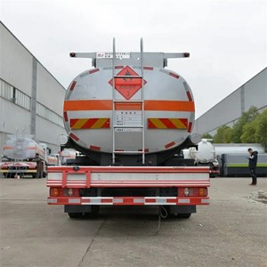 Dayun 4x2 Nouvelle capacité de 1000litres Réservoir de carburant Camion de transport d'huile de palme Camion-<span class=keywords><strong>citerne</strong></span> Camion <span class=keywords><strong>Citerne</strong></span> - Product Image 5