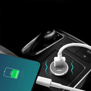 Cargador <span class=keywords><strong>de</strong></span> coche <span class=keywords><strong>de</strong></span> carga rápida dual PD 27W Cargador <span class=keywords><strong>de</strong></span> coche USB con martillo <span class=keywords><strong>de</strong></span> seguridad y <span class=keywords><strong>cortador</strong></span> <span class=keywords><strong>de</strong></span> seguridad - Product Image 4