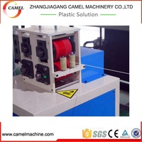 Machine de traction pour la production de tuyaux en PVC / Machine auxiliaire de traction dans la ligne d'extrusion de profilés de panneaux de tuyaux en plastique